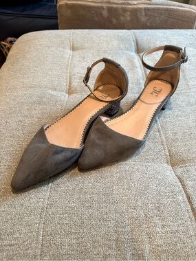 Journee Collection Grey Suede Glitter Block Heel Pump 11